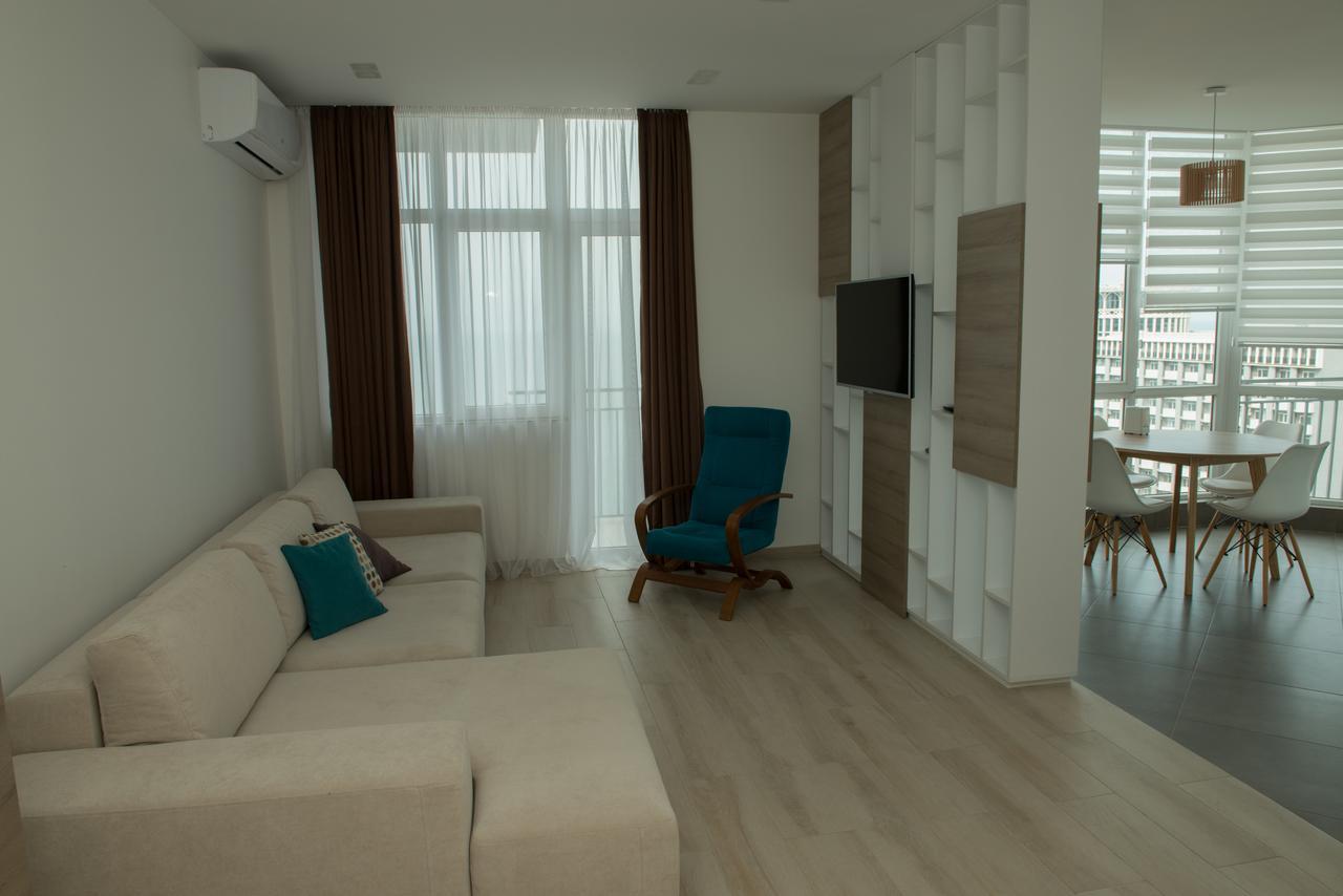 Arleville Batumi Ngoại thất bức ảnh